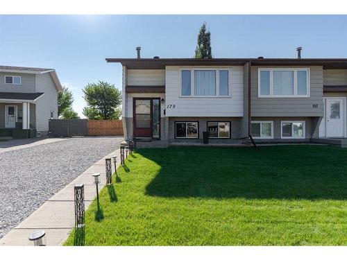 179 Cochrane Crescent, Fort Mcmurray, AB - Outdoor With Facade