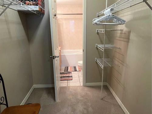 105-1095 Timberline Drive East, Fort Mcmurray, AB - Indoor With Storage