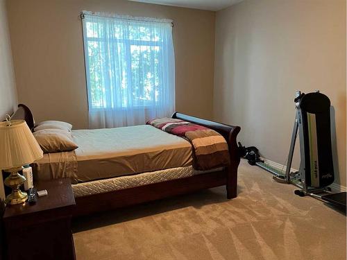 105-1095 Timberline Drive East, Fort Mcmurray, AB - Indoor Photo Showing Bedroom