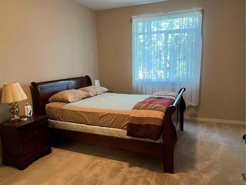 105-1095 Timberline Drive East, Fort Mcmurray, AB - Indoor Photo Showing Bedroom