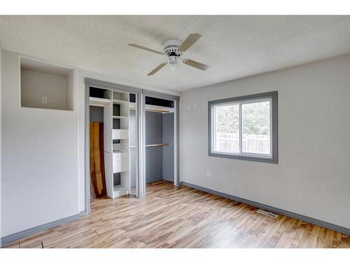 121 Jackpine Way, Fort Mcmurray, AB - Indoor Photo Showing Other Room