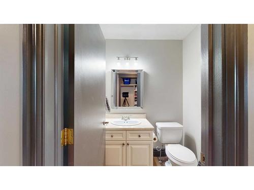 307 Berard Crescent, Fort Mcmurray, AB - Indoor Photo Showing Bathroom