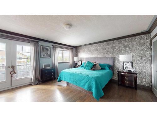 307 Berard Crescent, Fort Mcmurray, AB - Indoor Photo Showing Bedroom