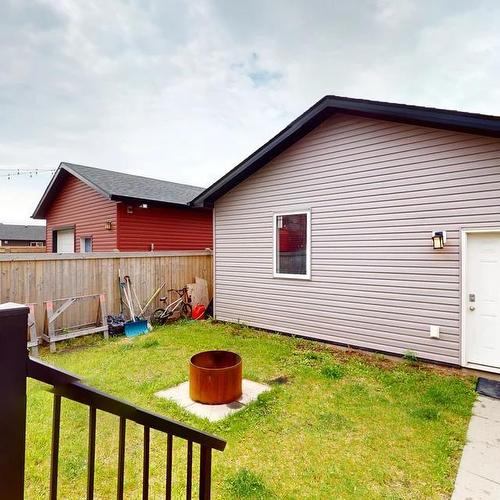 423 Prospect Drive, Fort Mcmurray, AB - Outdoor With Exterior