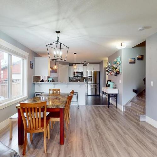 423 Prospect Drive, Fort Mcmurray, AB - Indoor Photo Showing Dining Room