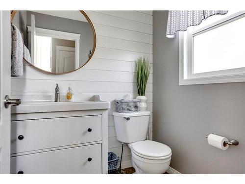 156 Archibald Close, Fort Mcmurray, AB - Indoor Photo Showing Bathroom