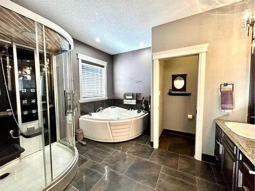 68378 Range Rd 142, Lac La Biche, AB - Indoor Photo Showing Bathroom