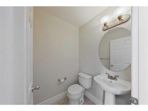 212 Paulson Street, Fort Mcmurray, AB - Indoor Photo Showing Bathroom