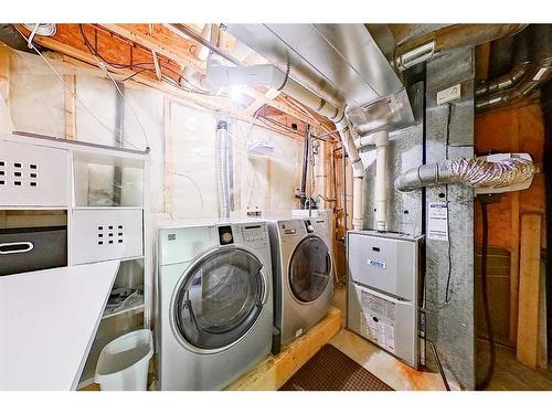 212 Paulson Street, Fort Mcmurray, AB - Indoor Photo Showing Laundry Room