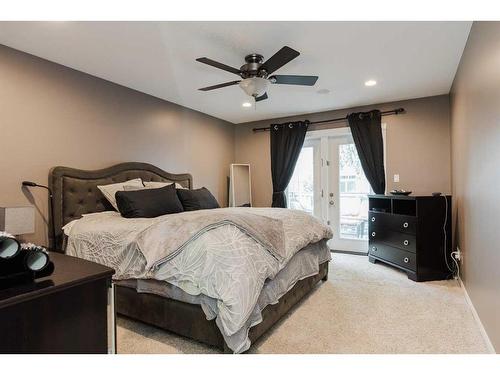 136 Pinnacle Place, Fort Mcmurray, AB - Indoor Photo Showing Bedroom