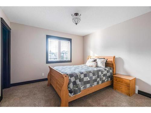 100 Macrae Place, Fort Mcmurray, AB - Indoor Photo Showing Bedroom