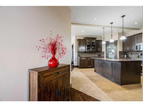 100 Macrae Place, Fort Mcmurray, AB - Indoor Photo Showing Kitchen With Upgraded Kitchen