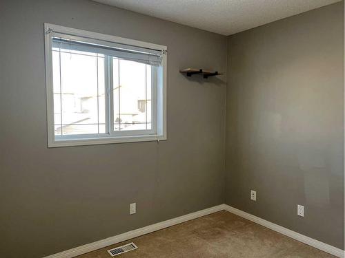 162 Pacific Crescent, Fort Mcmurray, AB - Indoor Photo Showing Other Room