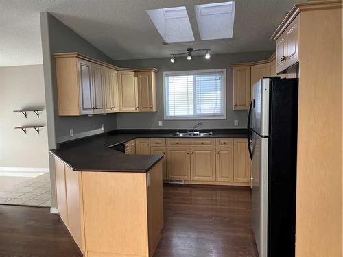 162 Pacific Crescent, Fort Mcmurray, AB - Indoor Photo Showing Kitchen With Double Sink