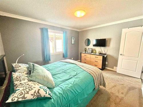 83 14579 Twp Rd 690, Lac La Biche, AB - Indoor Photo Showing Bedroom