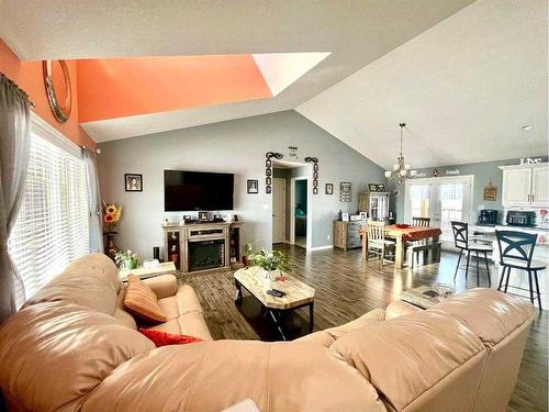 83 14579 Twp Rd 690, Lac La Biche, AB - Indoor Photo Showing Living Room