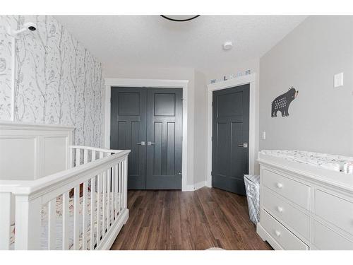 105 Roy Lane, Fort Mcmurray, AB - Indoor Photo Showing Bedroom