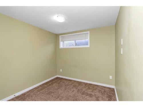 254 Thrush Street, Fort Mcmurray, AB - Indoor Photo Showing Other Room