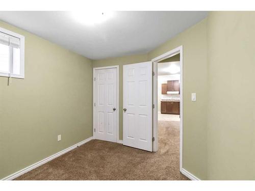 254 Thrush Street, Fort Mcmurray, AB - Indoor Photo Showing Other Room