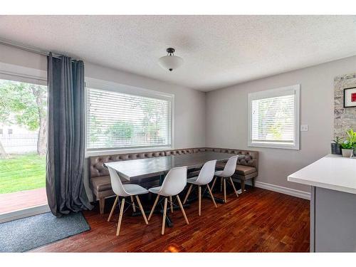 124 Marten Place, Fort Mcmurray, AB - Indoor Photo Showing Dining Room