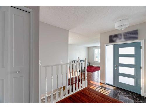 124 Marten Place, Fort Mcmurray, AB - Indoor Photo Showing Other Room