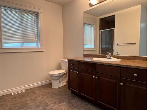 22-193 O'Coffey Crescent, Fort Mcmurray, AB - Indoor Photo Showing Bathroom