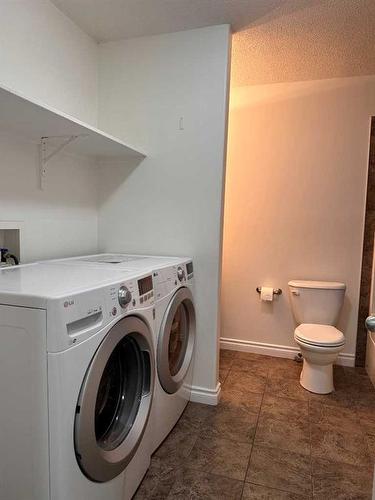 22-193 O'Coffey Crescent, Fort Mcmurray, AB - Indoor Photo Showing Laundry Room