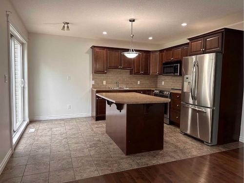 22-193 O'Coffey Crescent, Fort Mcmurray, AB - Indoor Photo Showing Kitchen With Stainless Steel Kitchen