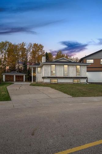 332 Ermine Crescent, Fort Mcmurray, AB - Outdoor