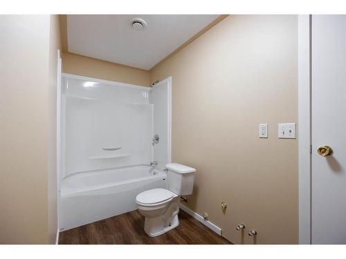 117 Sandulac Street, Fort Mcmurray, AB - Indoor Photo Showing Bathroom