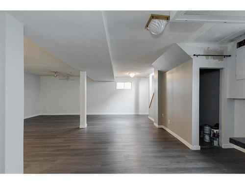 163 Cornwall Drive, Fort Mcmurray, AB - Indoor Photo Showing Other Room