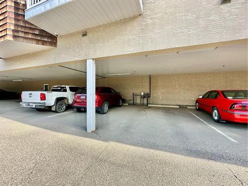 410-10212 101 Street, Lac La Biche, AB -  Photo Showing Garage