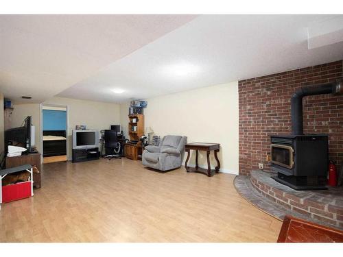 189 Oaks Bay, Fort Mcmurray, AB - Indoor With Fireplace