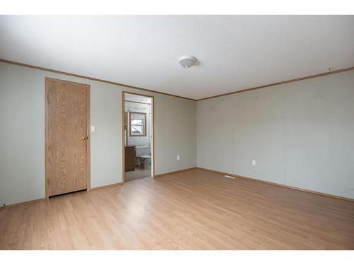 116 Cokerill Crescent, Fort Mcmurray, AB - Indoor Photo Showing Other Room