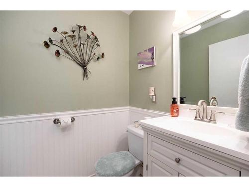 441 Signal Road, Fort Mcmurray, AB - Indoor Photo Showing Bathroom