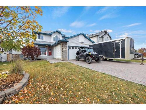 337 Burton Place, Fort Mcmurray, AB - Outdoor With Facade