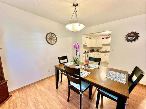 103-9508 99 Street, Lac La Biche, AB - Indoor Photo Showing Dining Room