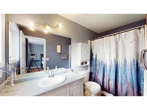 337 Diefenbaker Drive, Fort Mcmurray, AB - Indoor Photo Showing Bathroom