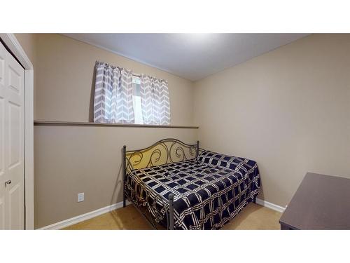 337 Diefenbaker Drive, Fort Mcmurray, AB - Indoor Photo Showing Bedroom