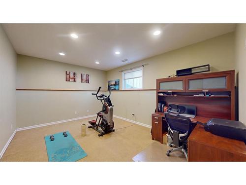 337 Diefenbaker Drive, Fort Mcmurray, AB - Indoor