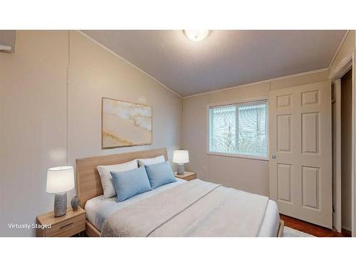 272 Gregoire Crescent, Fort Mcmurray, AB - Indoor Photo Showing Bedroom