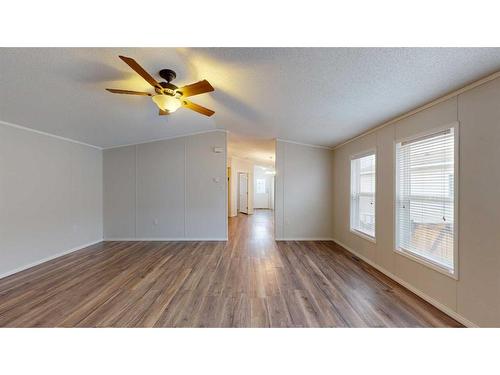 272 Gregoire Crescent, Fort Mcmurray, AB - Indoor Photo Showing Other Room