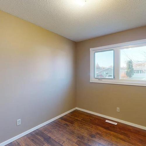 20 Fitzgerald Avenue, Fort Mcmurray, AB - Indoor Photo Showing Other Room