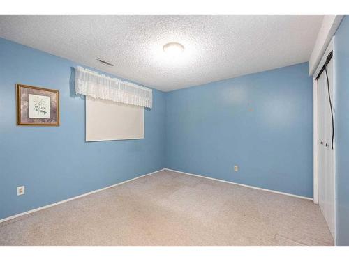 176 Torrie Bay, Fort Mcmurray, AB - Indoor Photo Showing Other Room