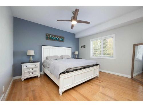 315 Berard Crescent, Fort Mcmurray, AB - Indoor Photo Showing Bedroom