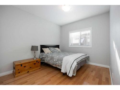 315 Berard Crescent, Fort Mcmurray, AB - Indoor Photo Showing Bedroom