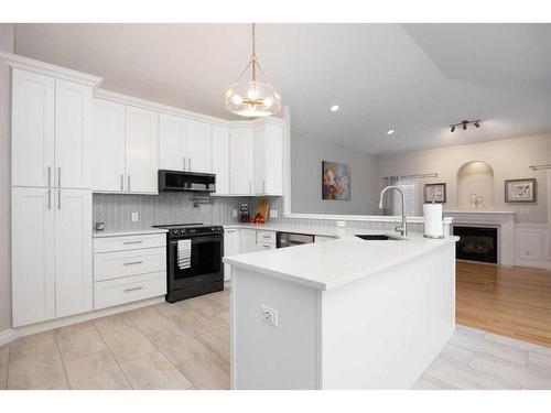 315 Berard Crescent, Fort Mcmurray, AB - Indoor Photo Showing Kitchen