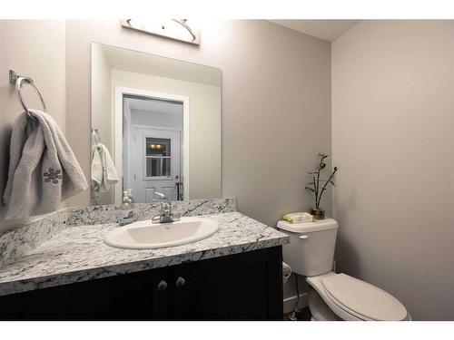 147 Alderwood Drive, Fort Mcmurray, AB - Indoor Photo Showing Bathroom