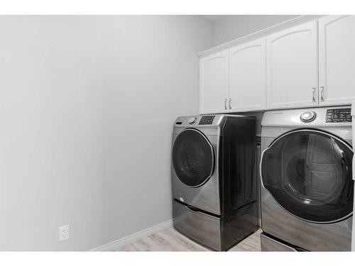 131 Athabasca Crescent, Fort Mcmurray, AB - Indoor Photo Showing Laundry Room