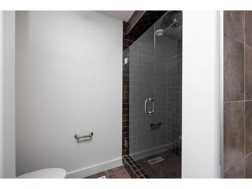 172 Gravelstone Way, Fort Mcmurray, AB - Indoor Photo Showing Bathroom